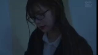 野狼出击探花约了个苗条少妇啪啪，沙发上操口交后入大力猛操呻吟
